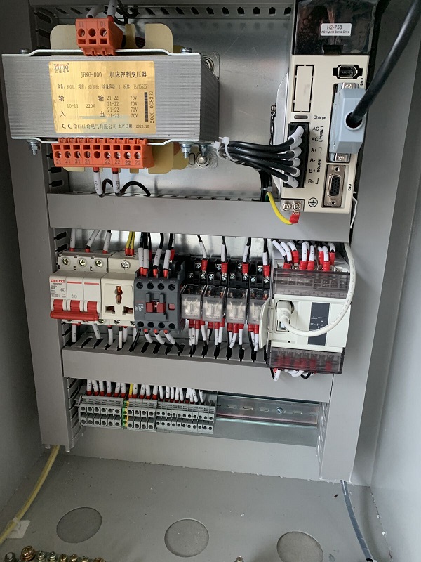 全自動下料機(jī)控制系統(tǒng)